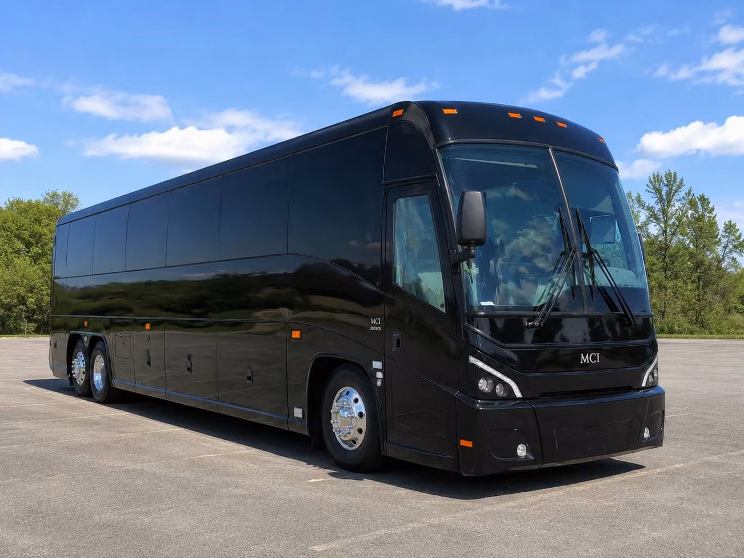 charter buses for hesperia weddings at outdoor venues and desert event spaces