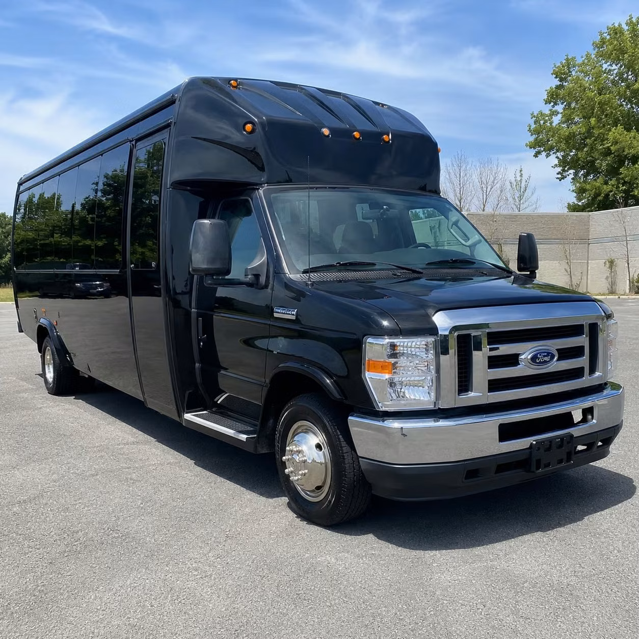 party bus rentals for hesperia concert groups